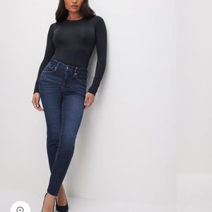 NWT Good American x Calix Denim Always Fits Good Size 6-12 Raw Hem Skinny Jeans